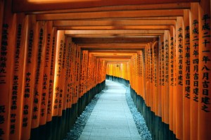 Fushimi_Inari_Taisha_(伏見稲荷大社)